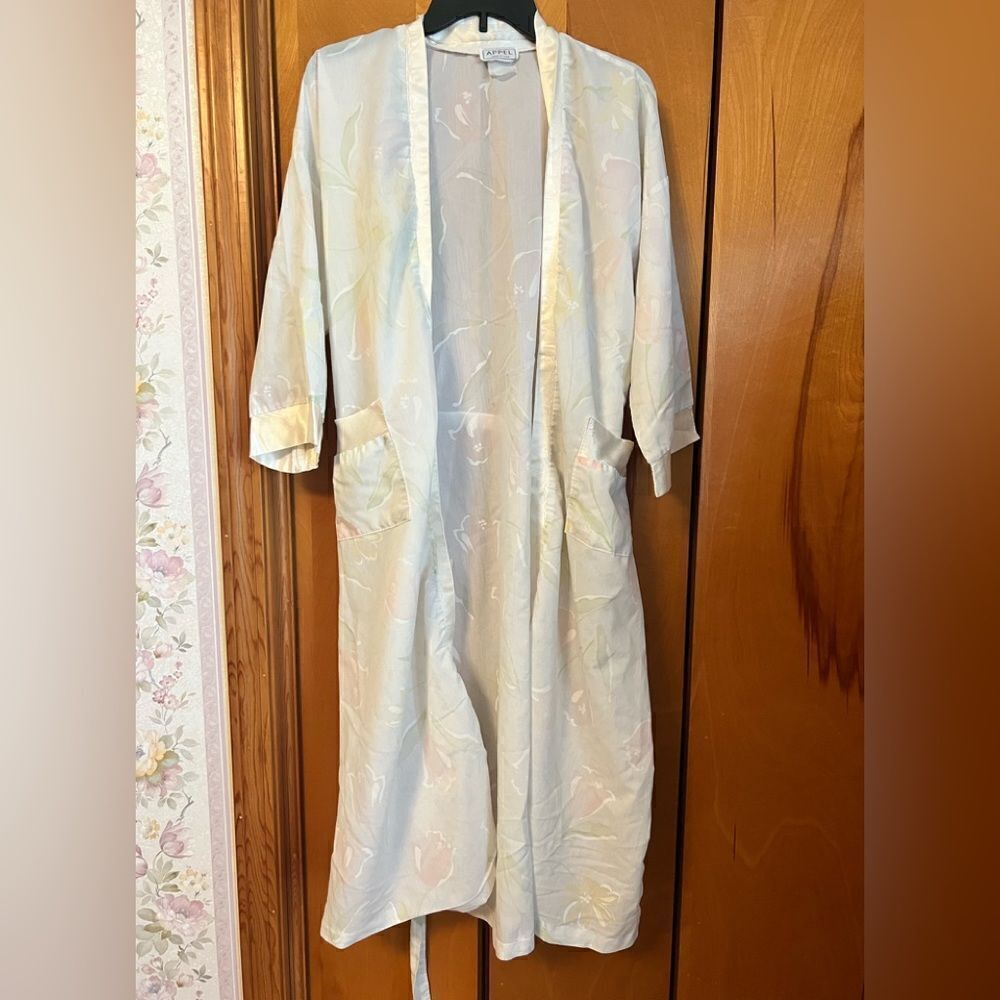 Appel Robe